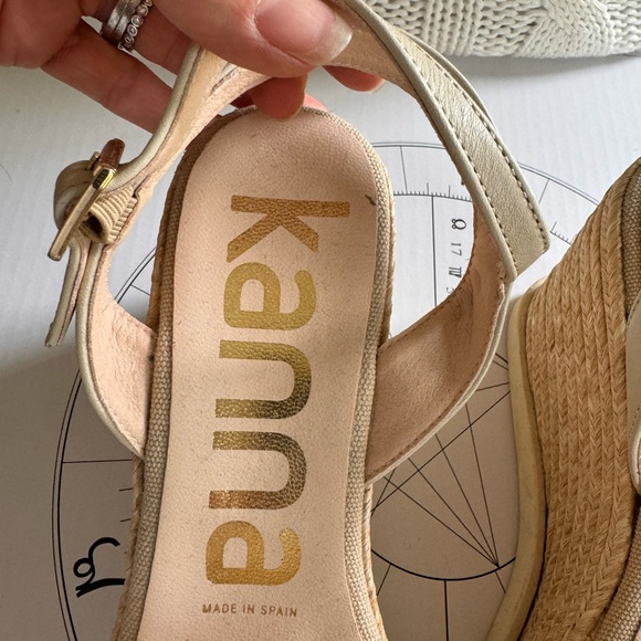 Kanna Woven platform in size 7. Like new - Picture 2 of 6